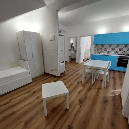 Cortile 5 * Menfi