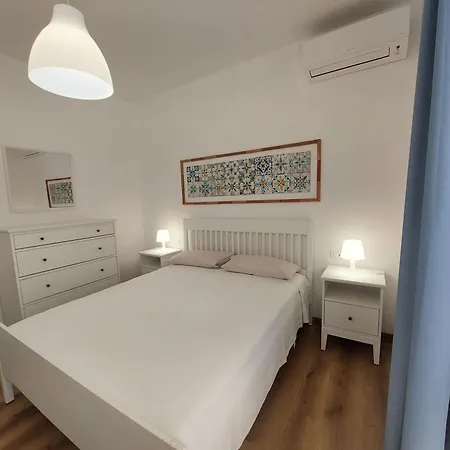 Cortile 5 * Menfi