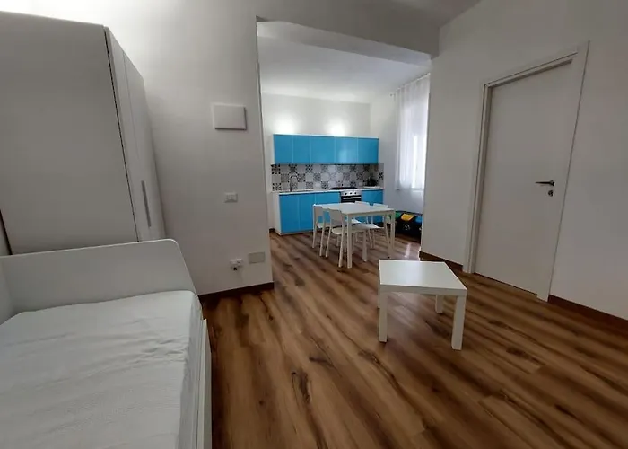 Apartment Cortile 5 *