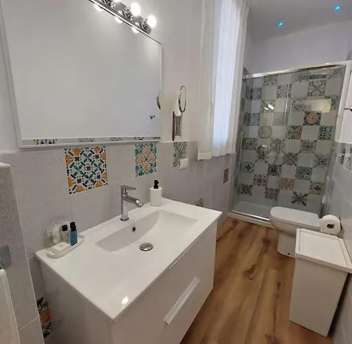 Cortile 5 Apartment *