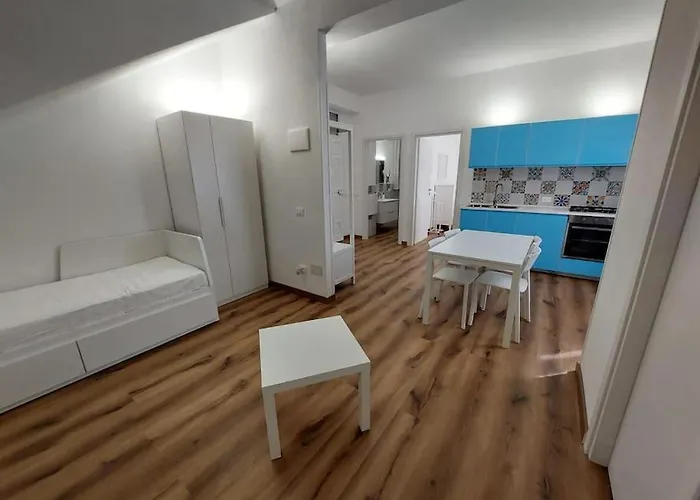 Cortile 5 * Menfi