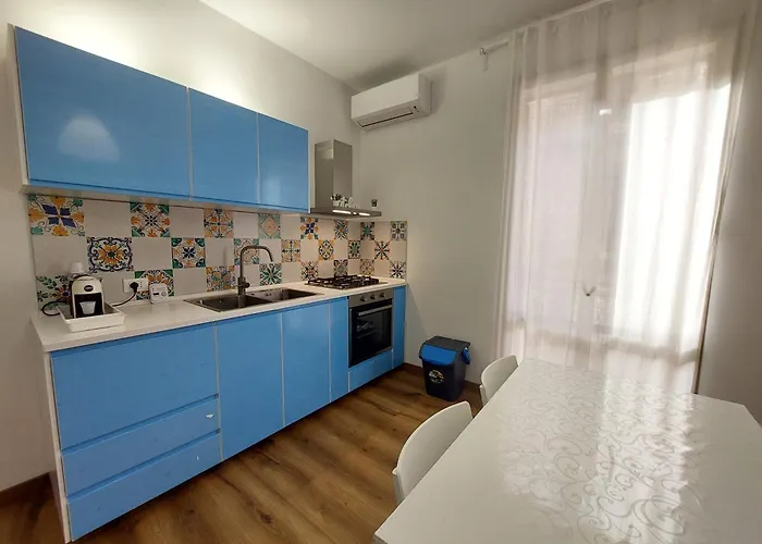 Cortile 5 * Menfi
